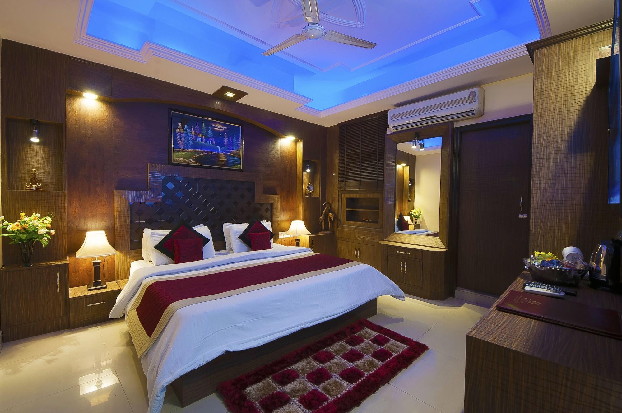 Airport Hotel Vishal Residency New Delhi Bagian luar foto