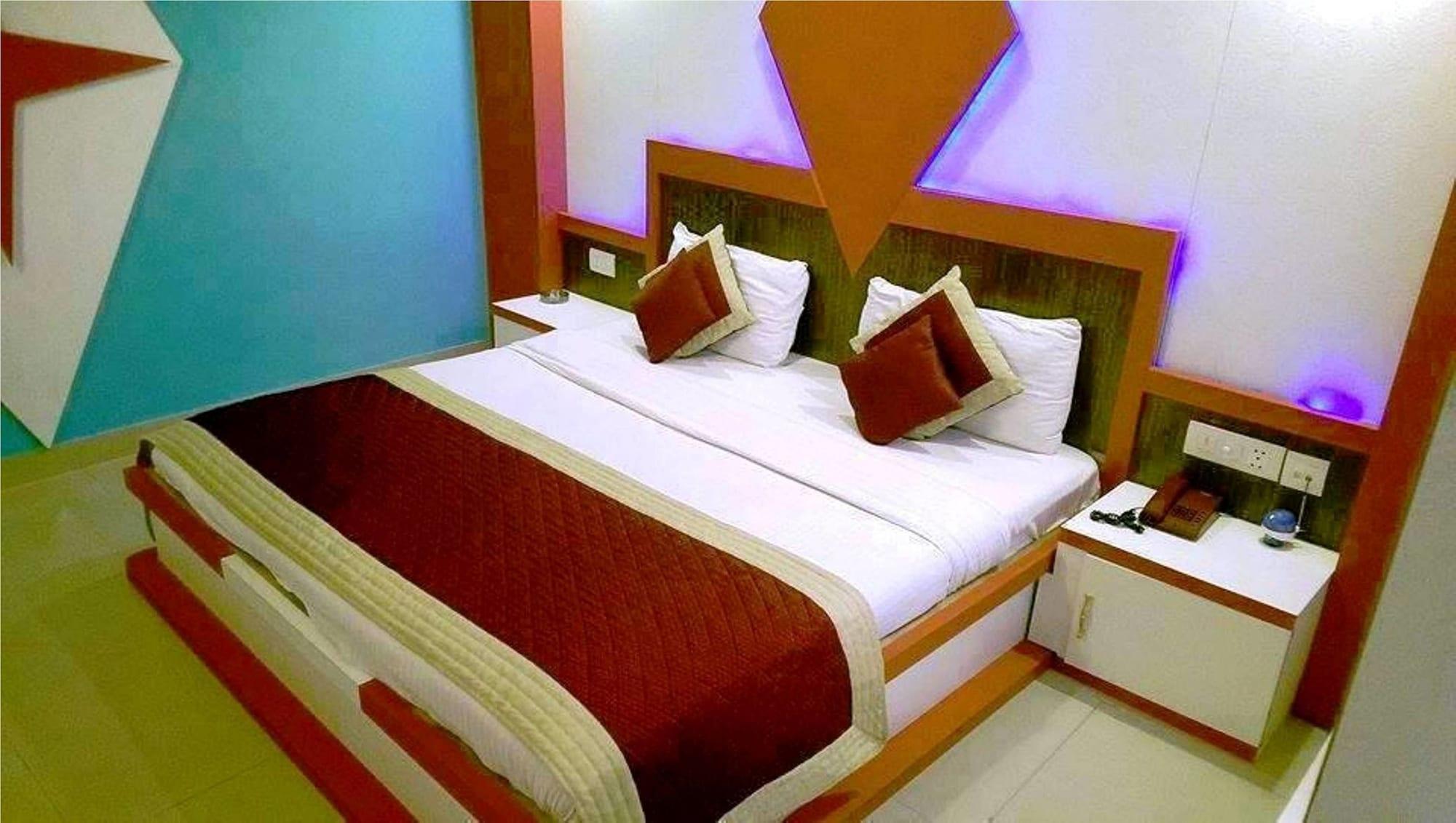 Airport Hotel Vishal Residency New Delhi Bagian luar foto