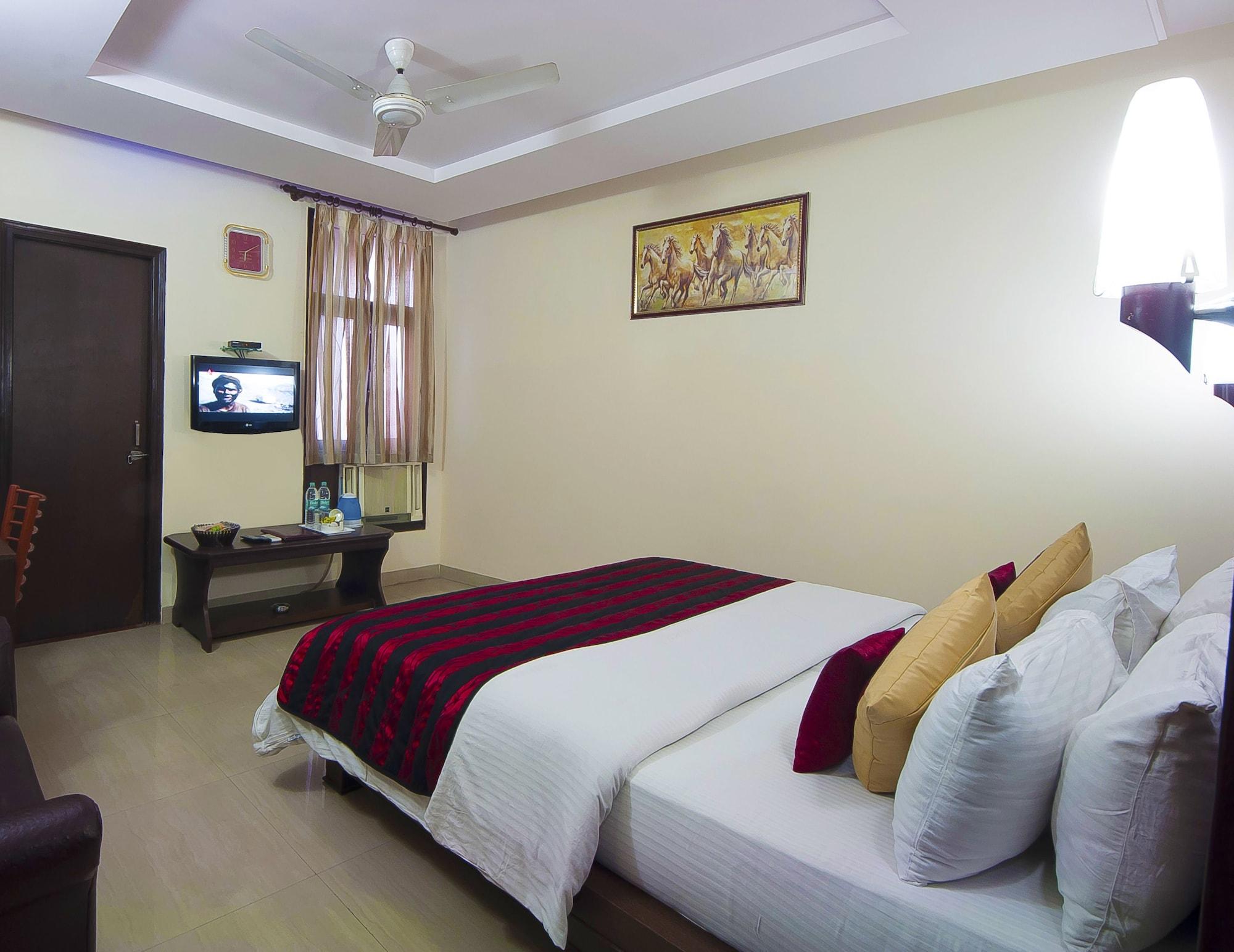 Airport Hotel Vishal Residency New Delhi Bagian luar foto